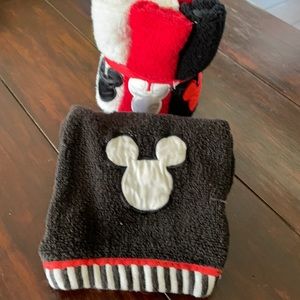 Disney Mickey Mouse wash cloths and hand towel